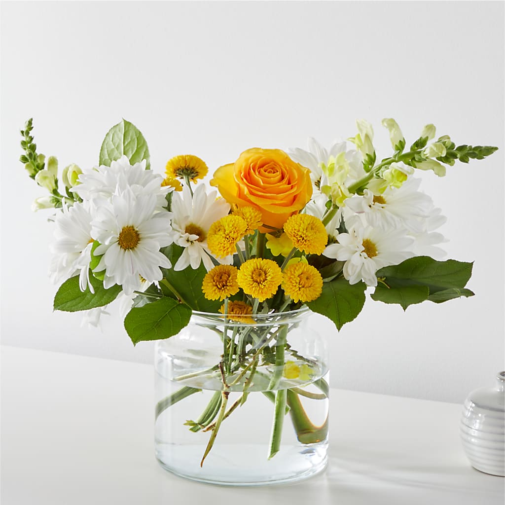 Sun Salutation Bouquet – Elise Flowers, Tamarac FL