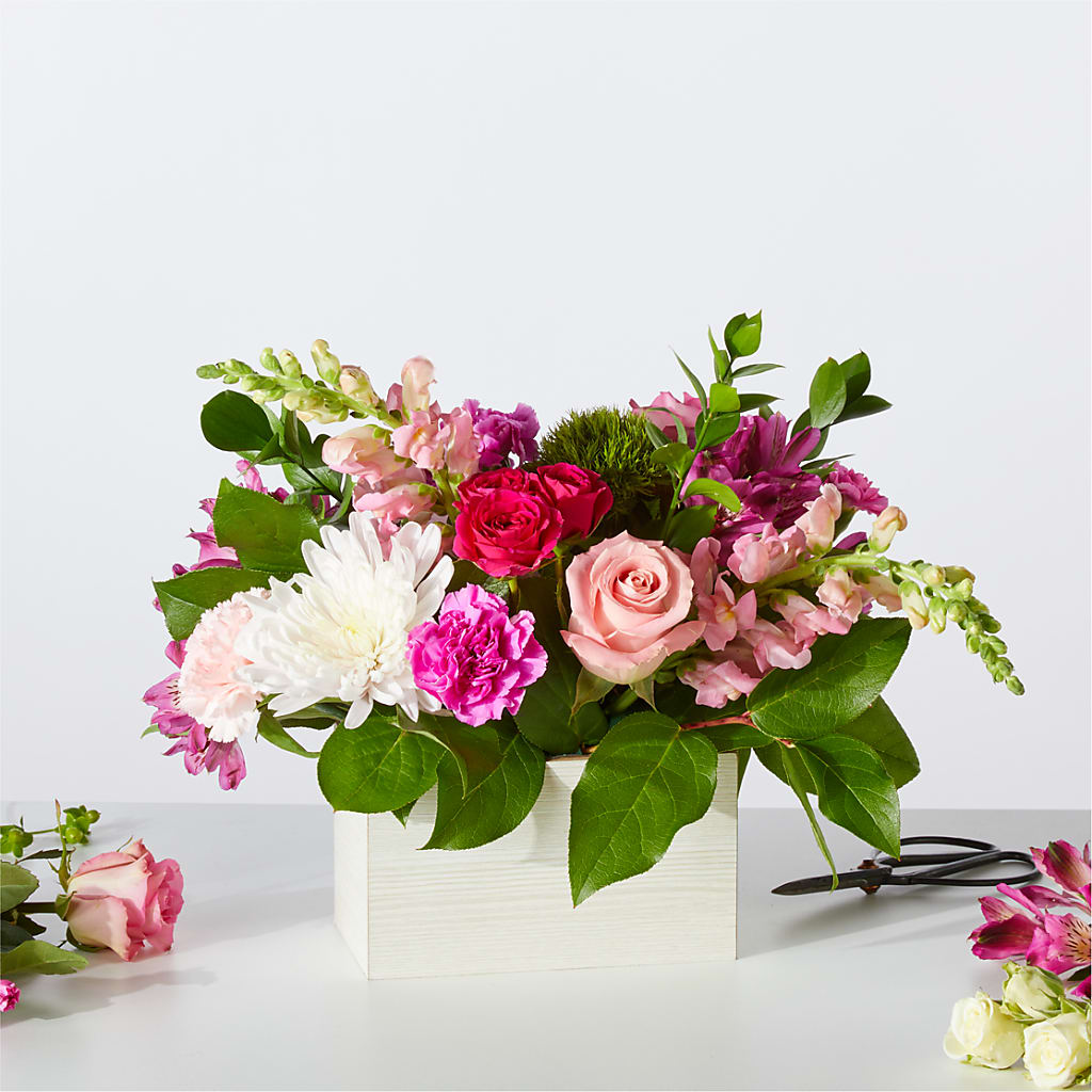 Sweetberry Box – A Florist Original – Elise Flowers, Tamarac FL