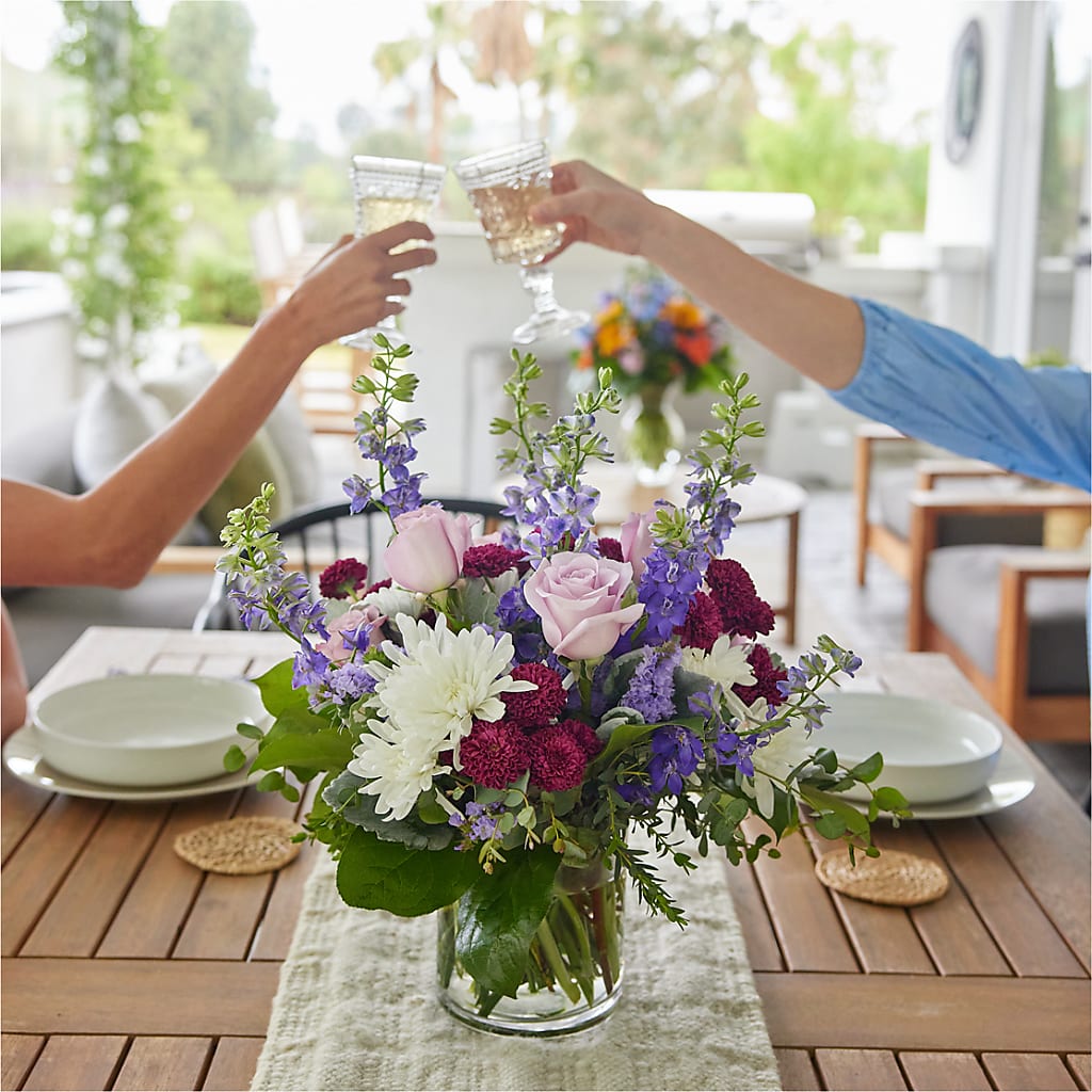 Violet Frost Bouquet – Elise Flowers, Tamarac FL