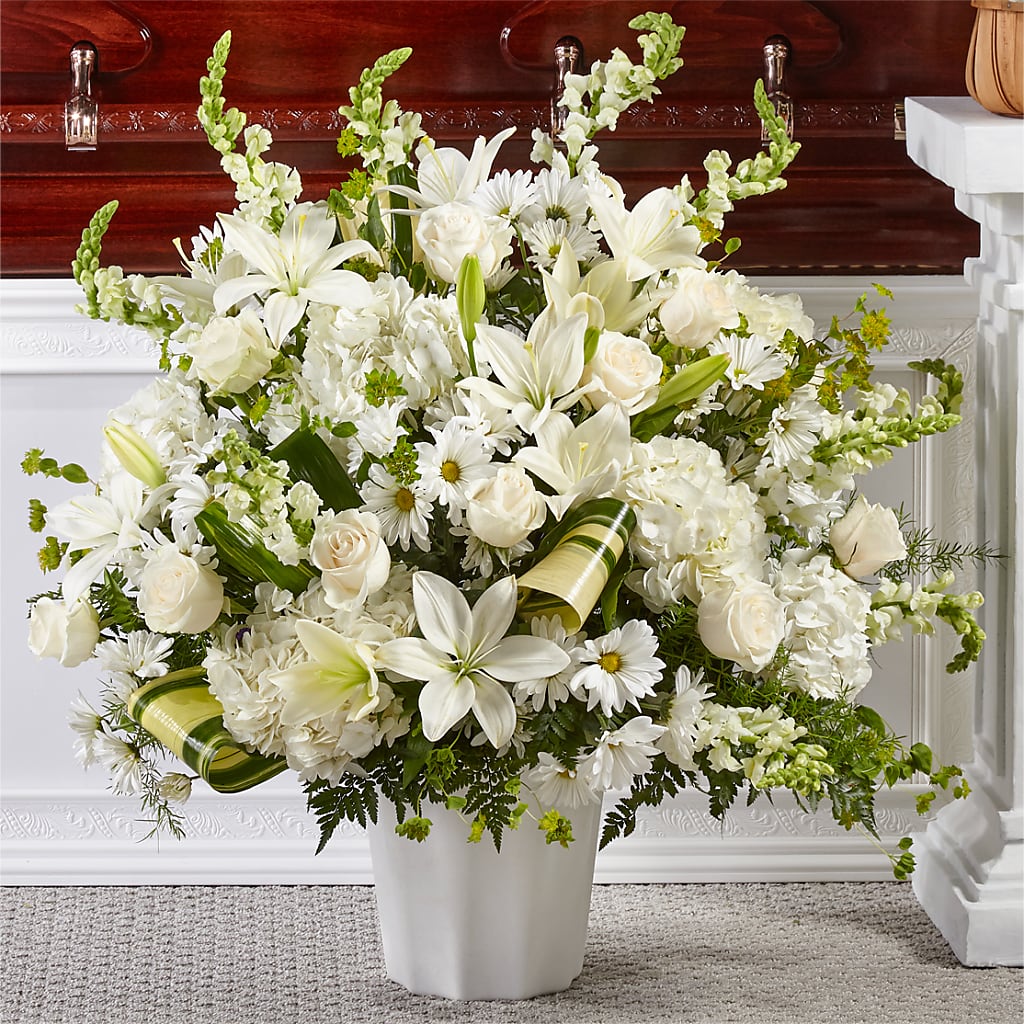 Thoughts of Tranquility Floor Basket – Elise Flowers, Tamarac FL
