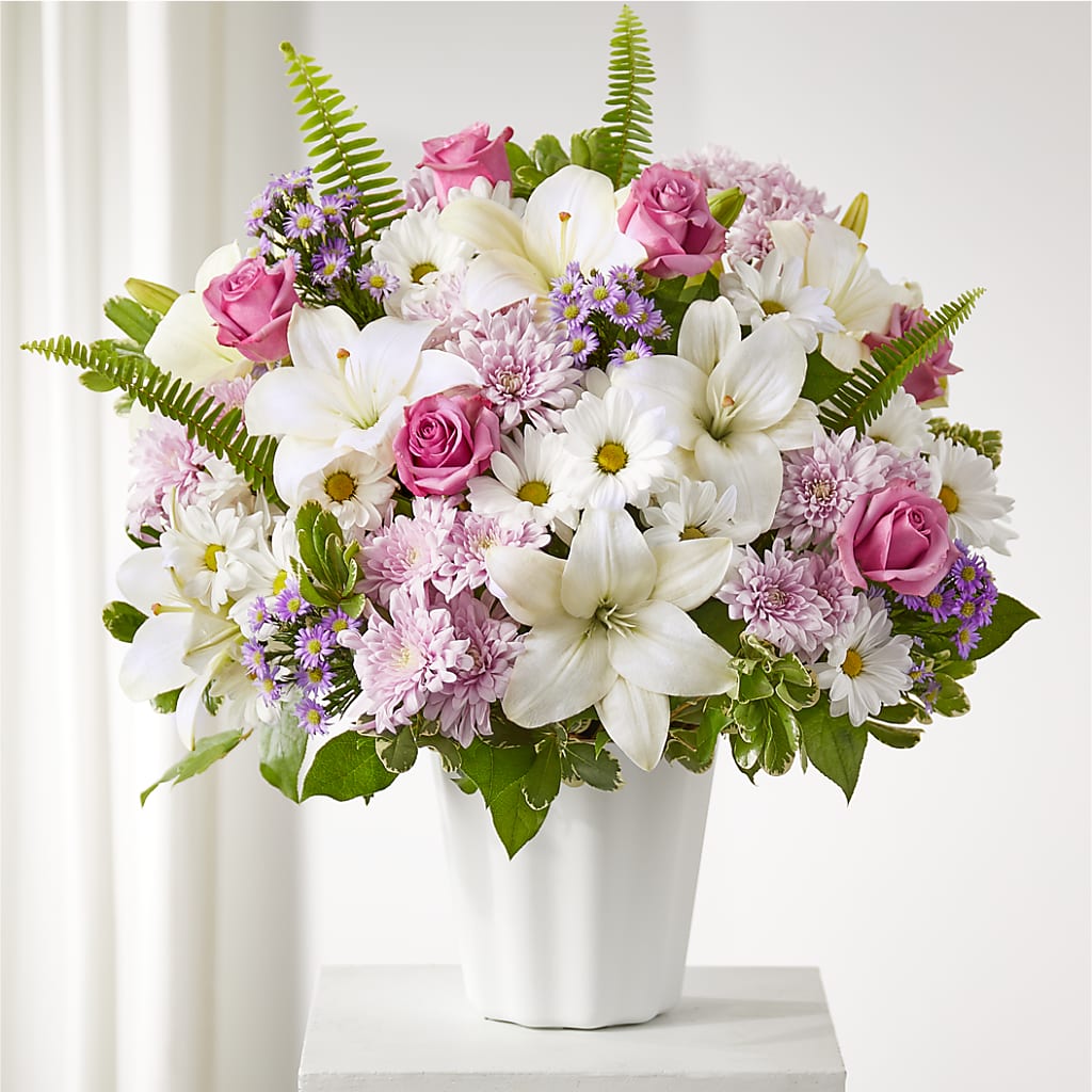 Warmest Thoughts Tabletop Basket – Elise Flowers, Tamarac FL