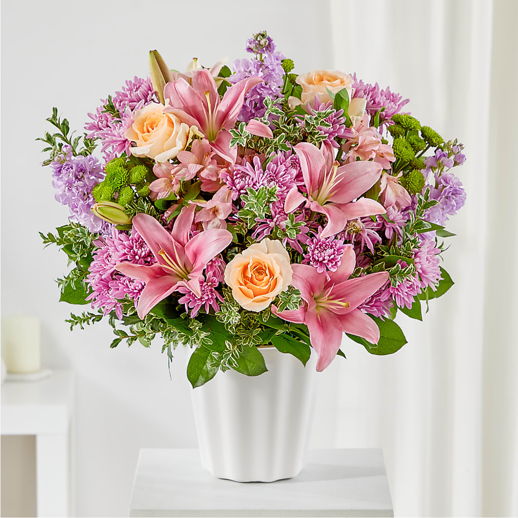 Supportive Embrace Tabletop Basket – Elise Flowers, Tamarac FL
