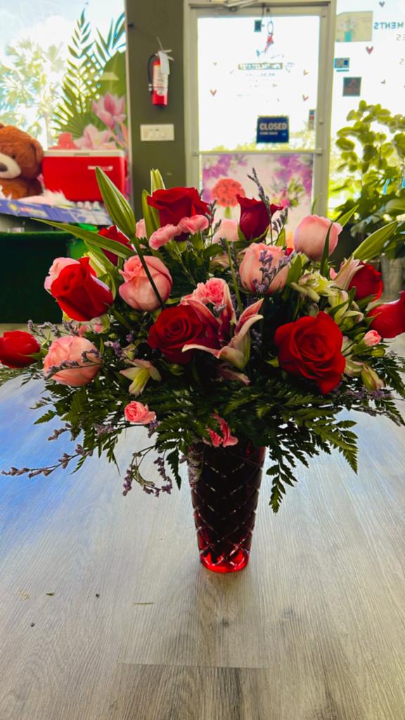 Monumental arrangement valentines day