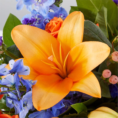 Radiant Citrus Box Bouquet –  Elise Flowers, Tamarac FL