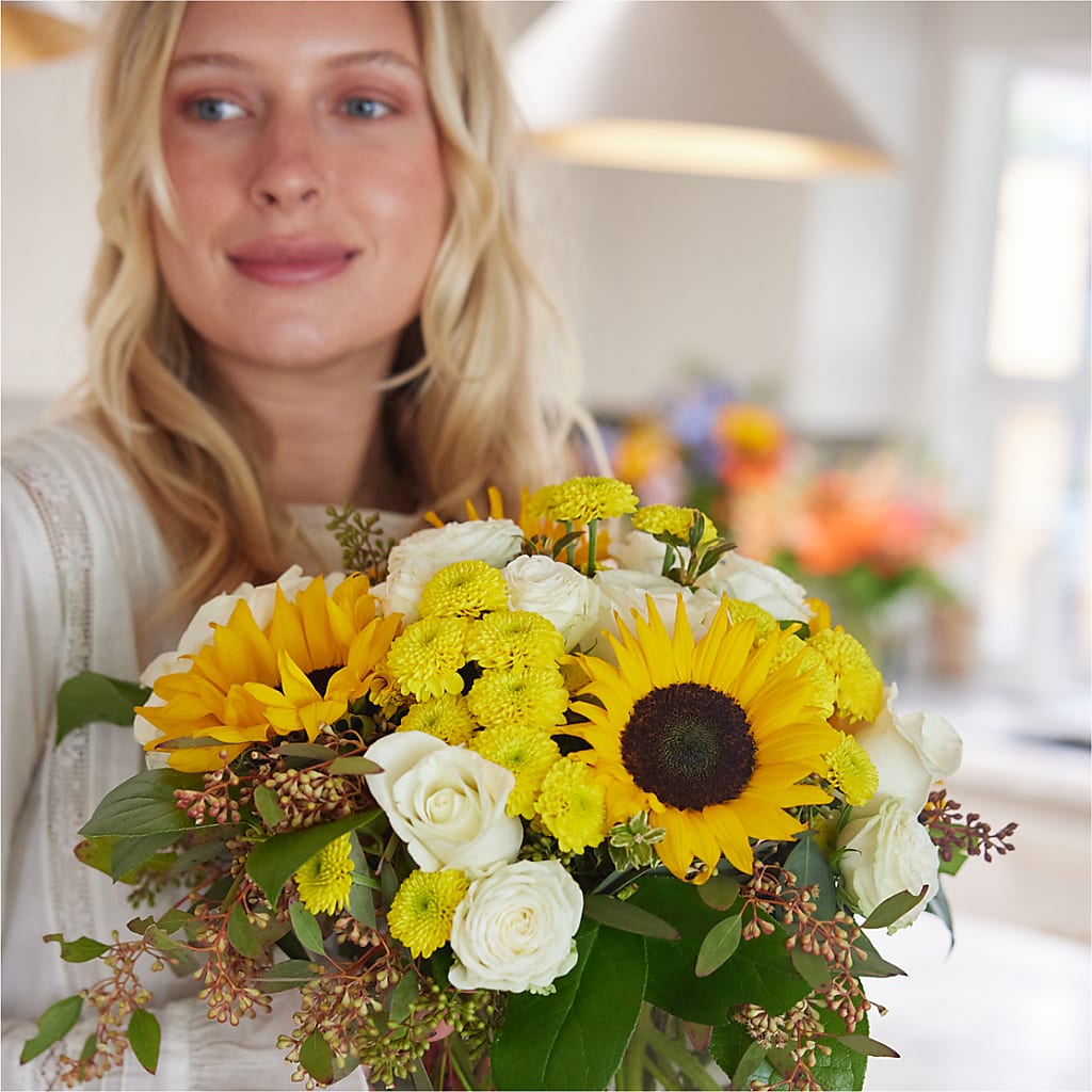 Luminous Morning Bouquet –  Elise Flowers, Tamarac FL