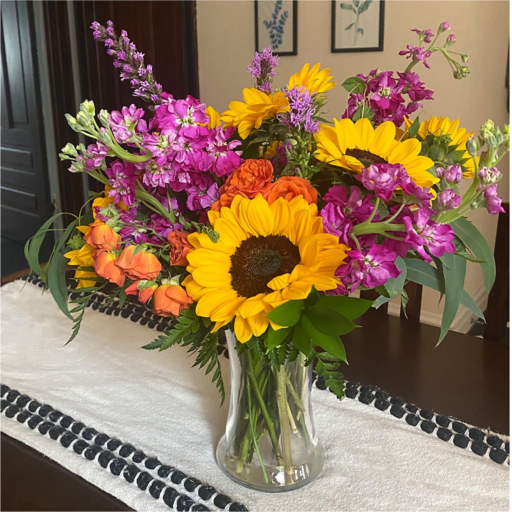 Rays of Life Bouquet –  Elise Flowers, Tamarac FL