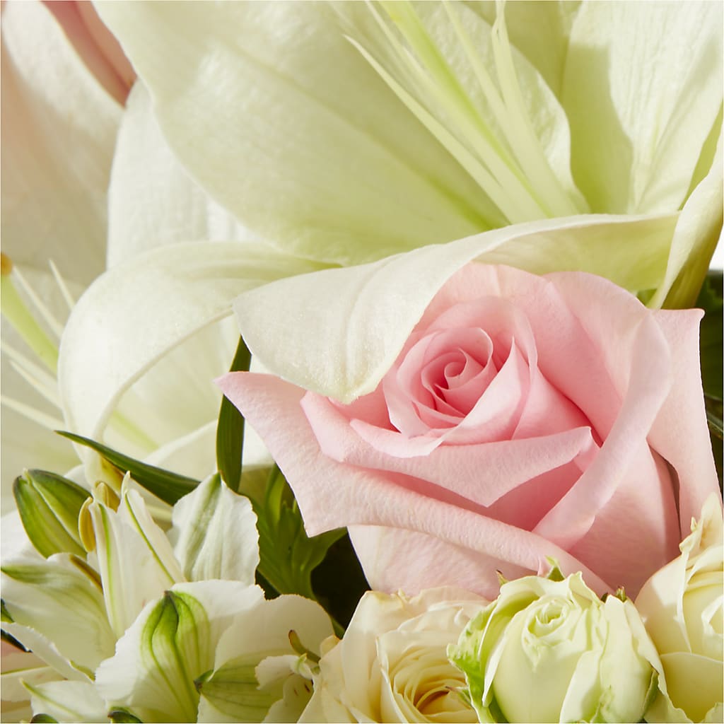 Kindhearted Bouquet –  Elise Flowers, Tamarac FL