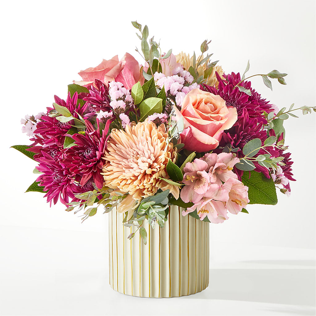 Berry Cobbler Bouquet with Ivory Vase –  Elise Flowers, Tamarac FL