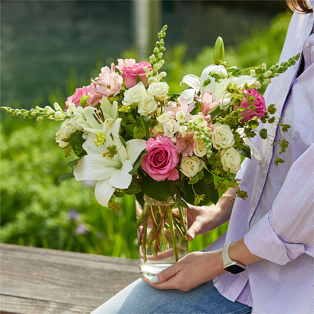 Fondly Bouquet –  Elise Flowers, Tamarac FL