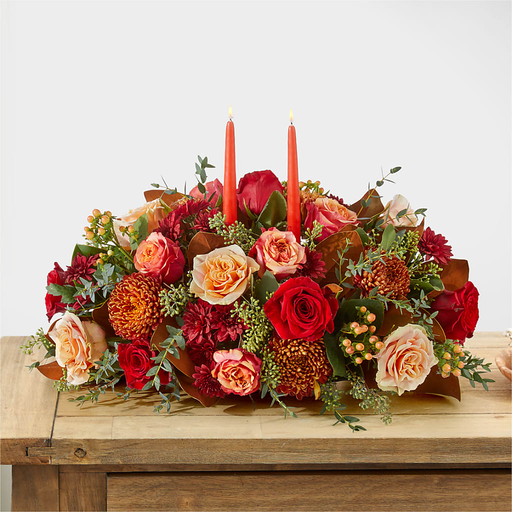 Gather Near Centerpiece –  Elise Flowers, Tamarac FL